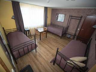 Мини-отель Aleksandri Guesthouse Пярну Двухместный номер с 2 отдельными кроватями-2